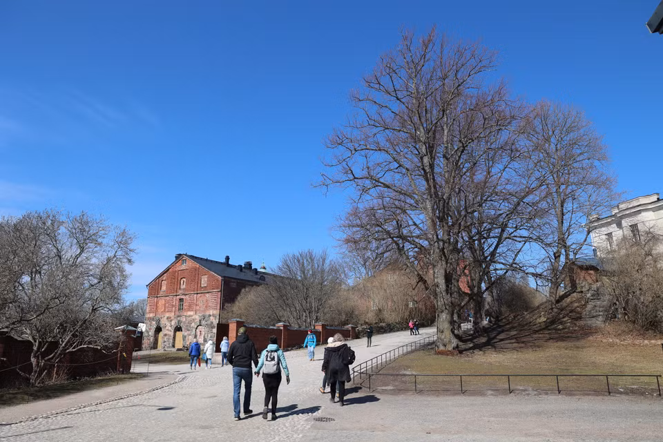Với kiến trúc nguy nga, tráng lệ, pháo đài Suomenlinna chính là điểm đến không thể bỏ qua khi du lịch Phần Lan. (Ảnh: Diệp Trương/TTXVN)