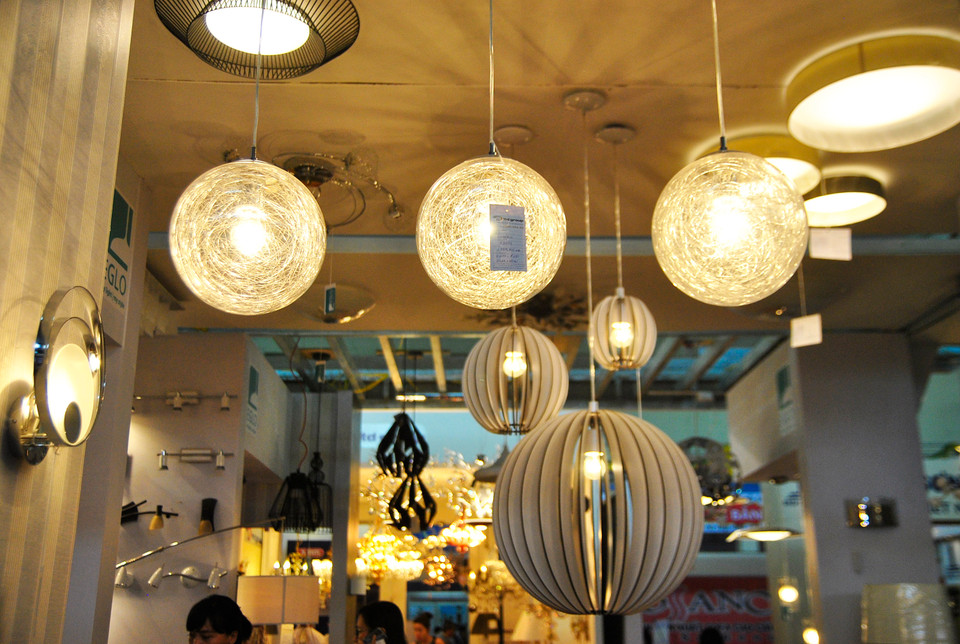 Những thiết kế nội thất độc đáo đặc biệt thu hút người xem. (Ảnh: Võ Phương/Vietnam+)