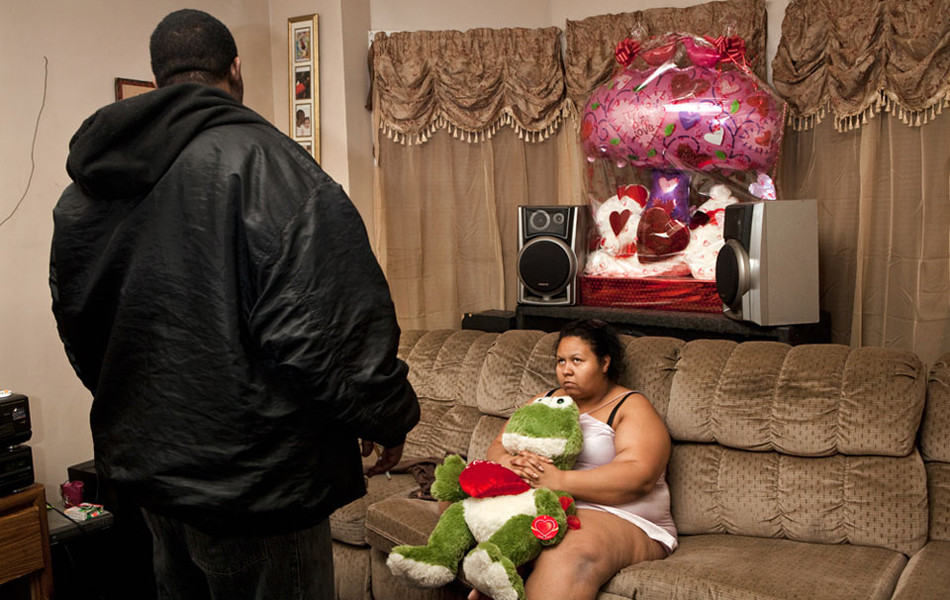 Tompy gặp Jennifer khi cô đang có thai. Hiện nay, hai người đã sống chung 9 năm và có 3 đứa con chung. (Nguồn: ifeng.com)