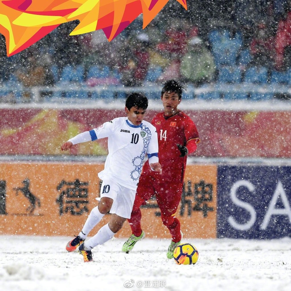 Sau những trận đấu tại Vòng chung kết U23 châu Á 2018, khán giả đã có những giây phút vỡ òa cảm xúc với các cầu thủ U23 Việt Nam. (Nguồn: weibo.cn)