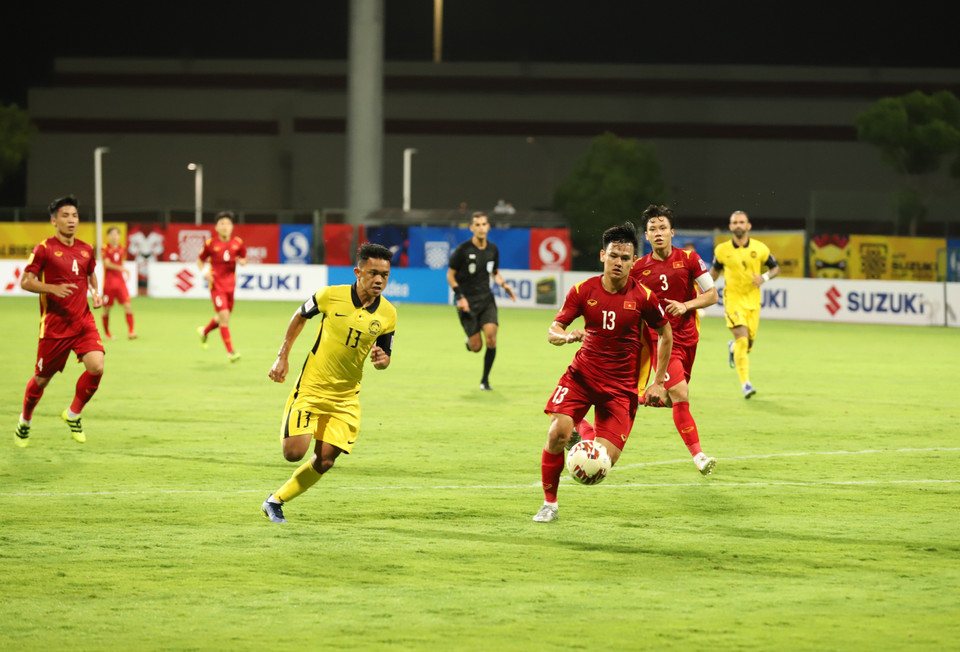 Một pha tấn công hiếm hoi của cầu thủ đội tuyển Malaysia. (Ảnh: Thế Vũ//TTXVN)