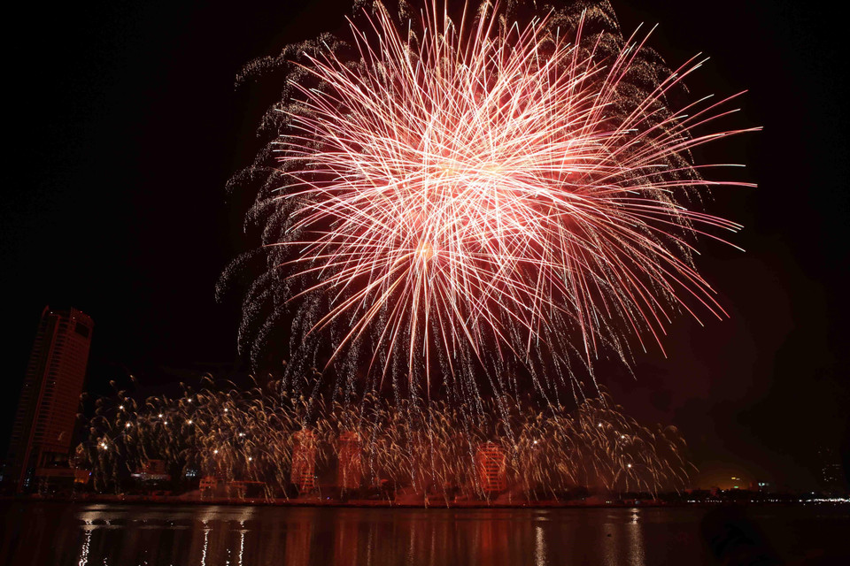 Màn trình diễn pháo hoa của đội Phần Lan. (Ảnh: Trần Lê Lâm/TTXVN)