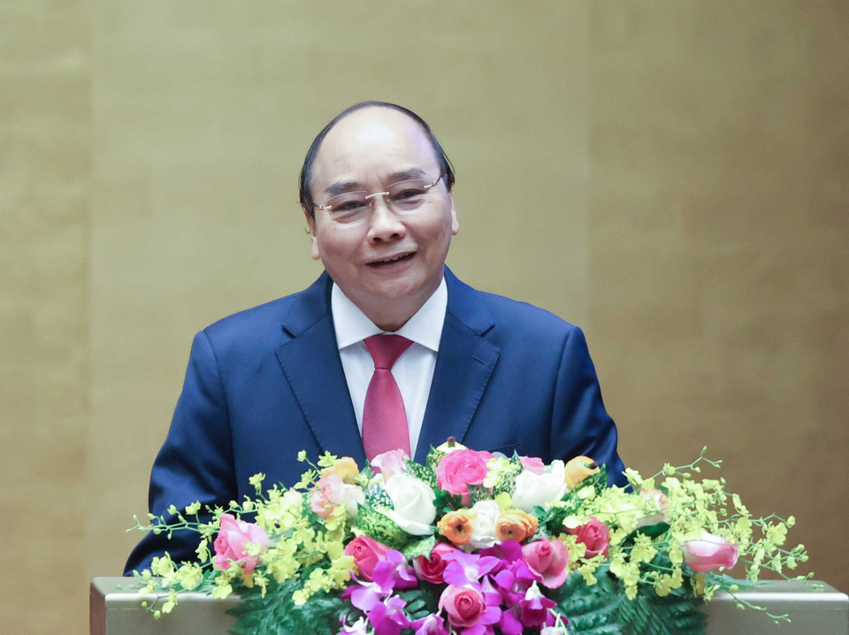 Thủ tướng Nguyễn Xuân Phúc giới thiệu, quán triệt chuyên đề: 'Chiến lược phát triển kinh tế-xã hội 10 năm 2021-2030 và phương hướng, nhiệm vụ phát triển kinh tế-xã hội 5 năm 2021-2025.' (Ảnh: Thống Nhất/TTXVN)