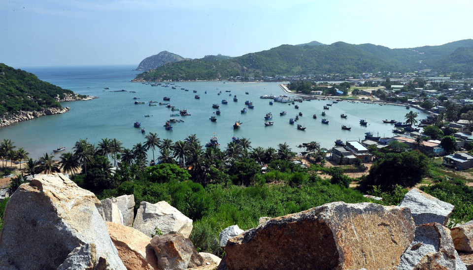 Phong cảnh vịnh Vĩnh Hy, tỉnh Ninh Thuận. (Ảnh: Thanh Hà/TTXVN)