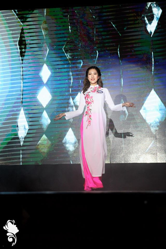 Thí sinh Phan Quỳnh Hương- SBD 06. (Ảnh: Thái Sương/Vietnam+)