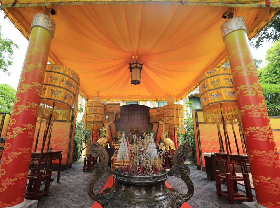 Điện Kính Thiên là di tích trung tâm, quan trọng bậc nhất, nơi cử hành các nghi lễ long trọng nhất của triều đình, nơi đón tiếp sứ giả nước ngoài và là nơi thiết triều bàn những việc quốc gia đại sự. (Nguồn: TTXVN)