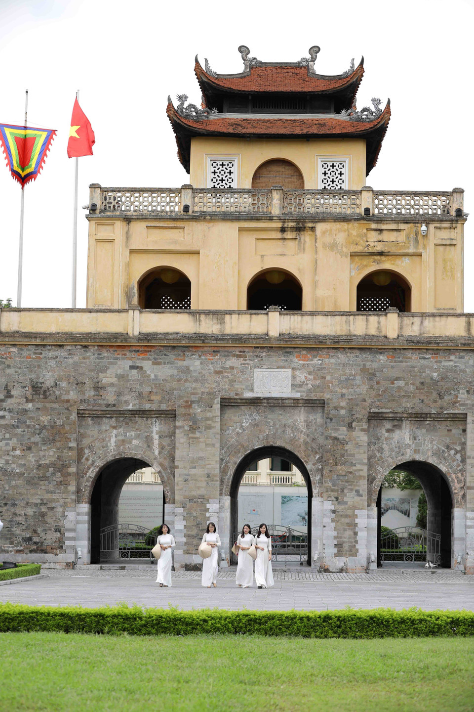 Đoan Môn là cửa chính phía Nam vào Hoàng thành Thăng Long được xây dựng vào thời nhà Lê trung hưng được tu sửa vào thời nhà Nguyễn. (Nguồn: TTXVN)