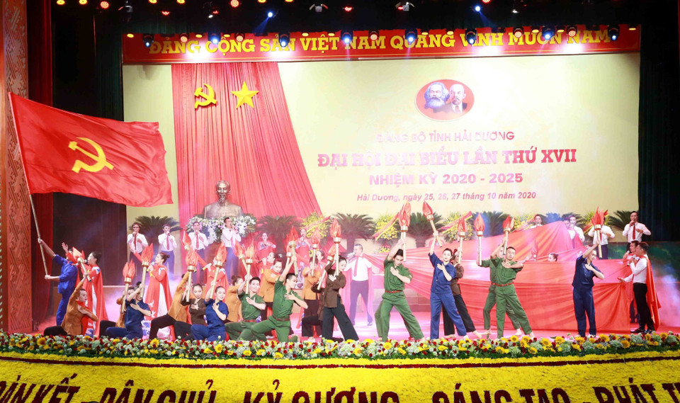 Chương trình nghệ thuật chào mừng Đại hội. (Ảnh: Phương Hoa/TTXVN)