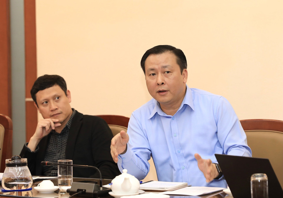 Trưởng Ban Thư ký biên tập và Quan hệ đối ngoại TTXVN Dương Đức Dũng phát biểu. (Ảnh: Hoàng Hiếu/TTXVN)