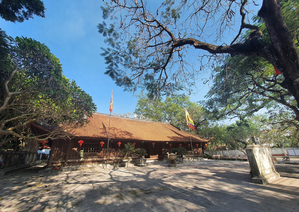 Di tích lịch sử Đình chợ Vân, nơi diễn ra các cuộc míttinh tuyên truyền cách mạng vào tháng 3/1945 với sự tham gia của nhiều vị lãnh đạo Trung ương. (Ảnh: Danh Lam/TTXVN)