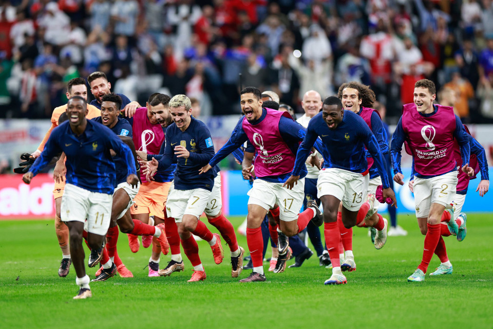 Chiến thắng này sẽ đưa Pháp có kỳ World Cup thứ hai liên tiếp bước vào bán kết để tiếp tục hành trình bảo vệ ngôi vương của mình. (Ảnh: Hải An/Vietnam+)