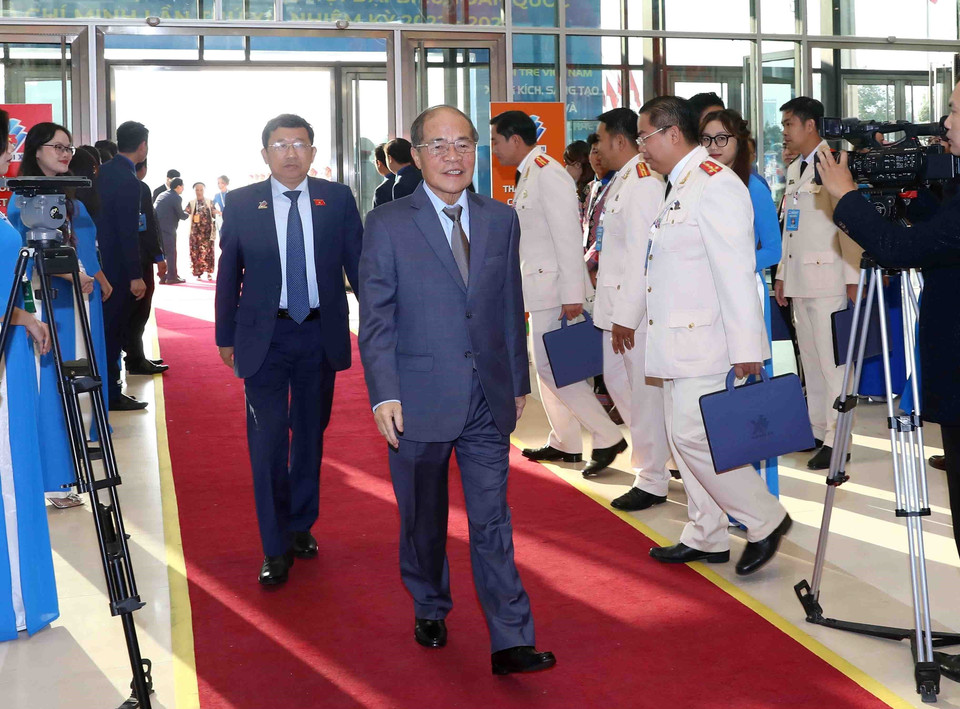 Nguyên Chủ tịch Quốc hội Nguyễn Sinh Hùng đến dự Lễ khai mạc Đại hội Đoàn toàn quốc lần thứ XII. (Ảnh: Phạm Kiên/TTXVN)