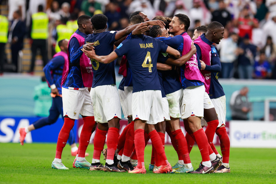 Niềm vui của các cầu thủ Pháp. (Ảnh: Hải An/Vietnam+)