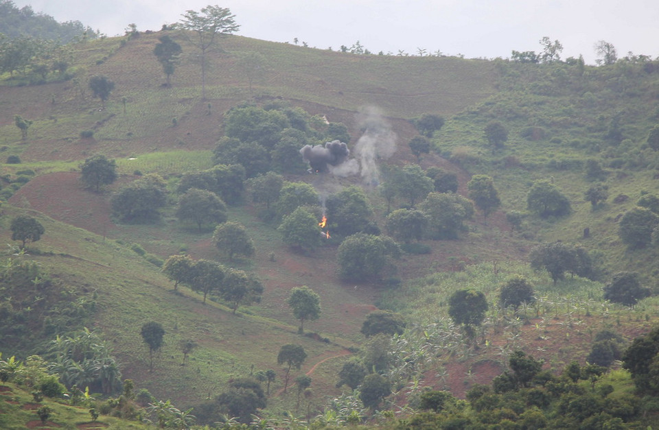 Hiện trường thực binh bắn chiến đấu. (Ảnh: Nguyễn Cường/ TTXVN)