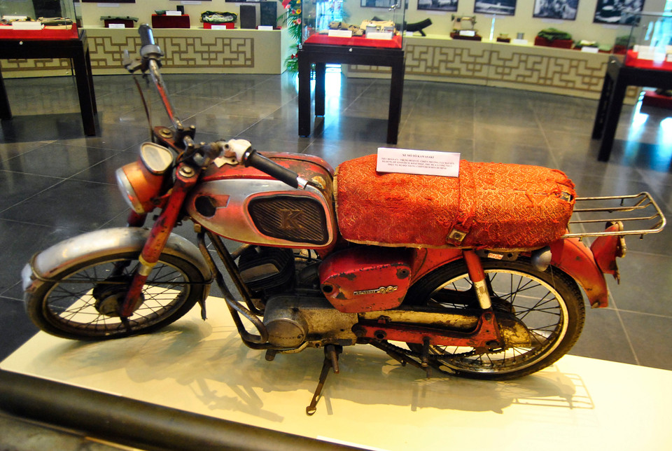 Xe moto Kawasaki, tiểu đoàn 671, trung đoàn 53, chiến trường Tây Nguyên. (Ảnh: Võ Phương/Vietnam+)