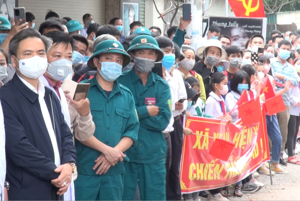 Từ ngày 10/2 đến nay, trên địa bàn xã không ghi nhận thêm trường hợp nào bị lây nhiễm SARS-CoV-2, tình trạng sức khỏe của người dân ổn định. (Ảnh: Đinh Tuấn/TTXVN)