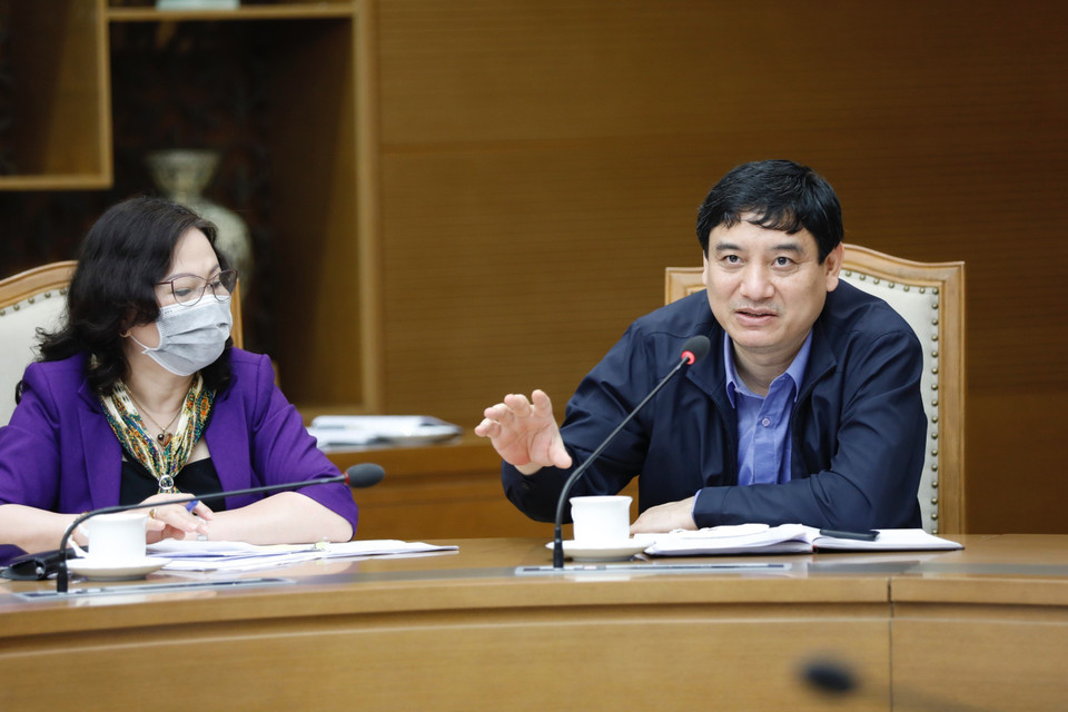 Đồng chí Nguyễn Đắc Vinh, Phó Chánh Văn phòng Trung ương phát biểu tại cuộc họp. (Ảnh: Dương Giang/TTXVN)