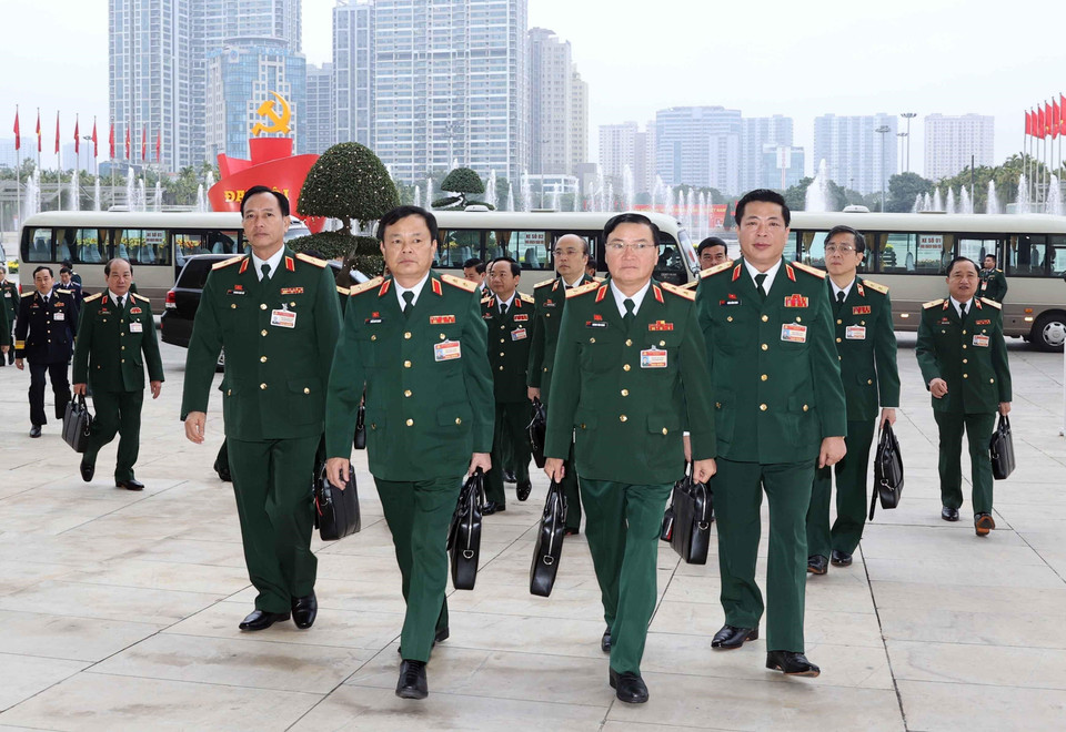 Tham dự Đại hội có 125 đại biểu Quân đội, trong đó 61 đại biểu chính thức được Đại hội Đảng bộ Quân đội lần thứ XI bầu; 64 đại biểu được Đại hội Đảng bộ các tỉnh, thành phố trực thuộc Trung ương bầu. (Nguồn: TTXVN)