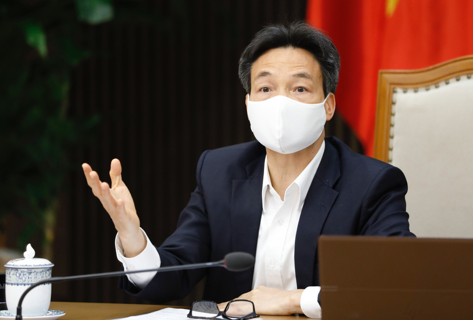 Phó Thủ tướng Vũ Đức Đam chủ trì họp Thường trực Ban Chỉ đạo quốc gia phòng, chống dịch bệnh COVID-19. (Ảnh: Dương Giang/TTXVN)