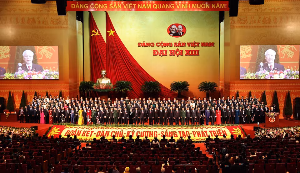 BCHTW khóa XIII ra mắt tại phiên bế mạc Đại hội Đảng toàn quốc lần thứ XIII. (Nguồn: TTXVN)