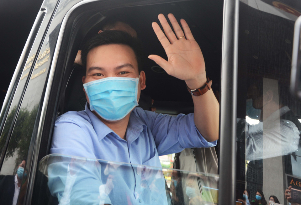 Đoàn y tế của thành phố Đà Nẵng lên đường tiếp viện Gia Lai phòng, chống dịch COVID-19. (Ảnh: Văn Dũng/TTXVN)