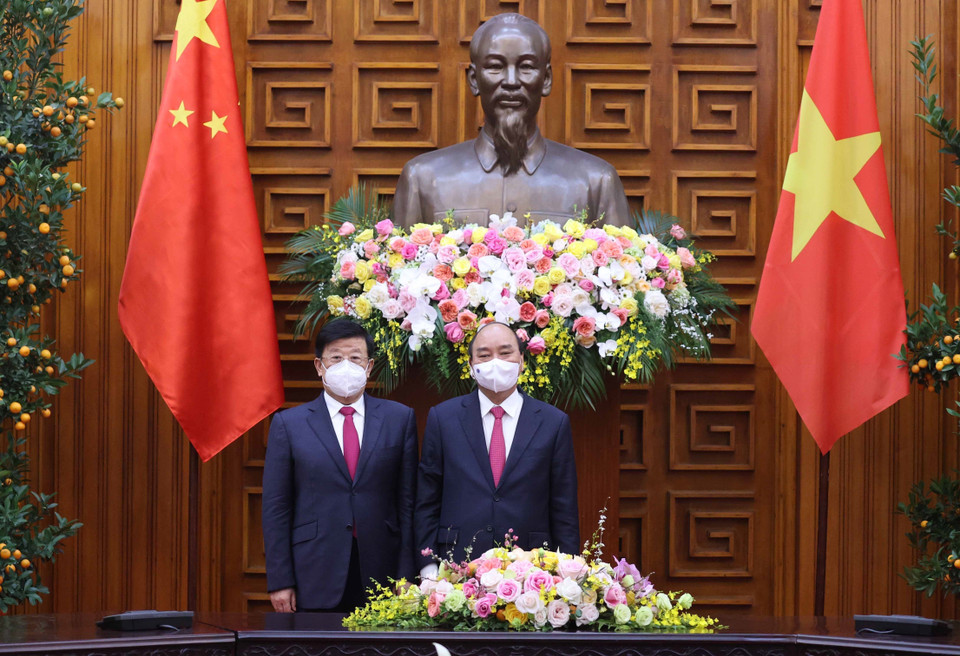 Thủ tướng Nguyễn Xuân Phúc với ông Triệu Khắc Chí tại buổi tiếp. (Ảnh: Thống Nhất/TTXVN)