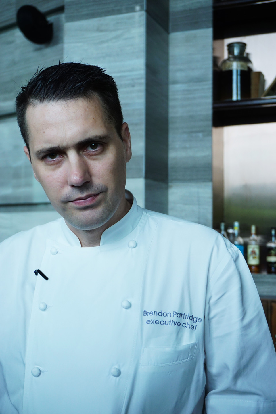 Bếp trưởng khách sạn JW Marriott Brendon Garaeme Partridge cho biết, thực phẩm dùng để nấu ăn cho Tổng thống Obama đều được mang từ Mỹ đến, chế biến theo thực đơn yêu cầu. (Ảnh: Võ Phương/Vietnam+)