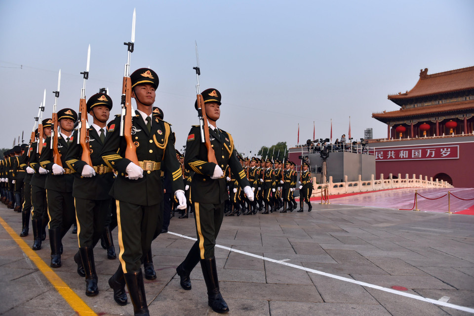 Quang cảnh Lễ diễu binh, diễu hành. (Ảnh: Lương Tuấn/TTXVN)