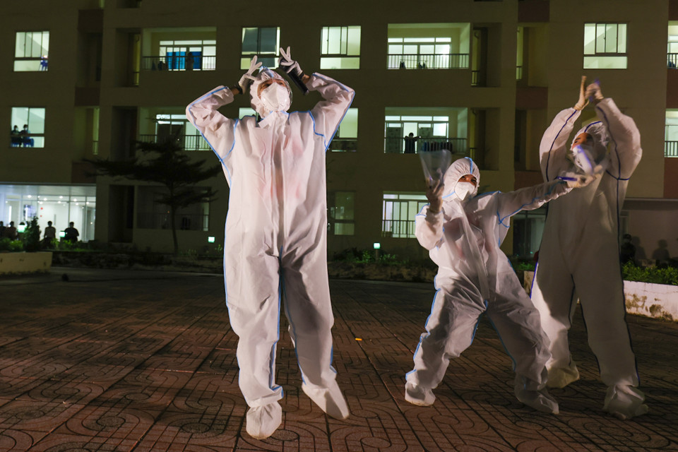 Gần đây, Sở Văn hóa và Thể thao Thành phố Hồ Chí Minh đã phát động Cuộc vận động sáng tác, dàn dựng, phổ biến các tác phẩm văn học, nghệ thuật với chủ đề Chung một niềm tin chiến thắng. (Ảnh: Ngô Trần Hải An/Vietnam+)