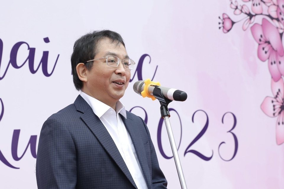 Phó Tổng giám đốc TTXVN Nguyễn Tuấn Hùng phát biểu khai mạc. (Ảnh: Minh Quyết/TTXVN)