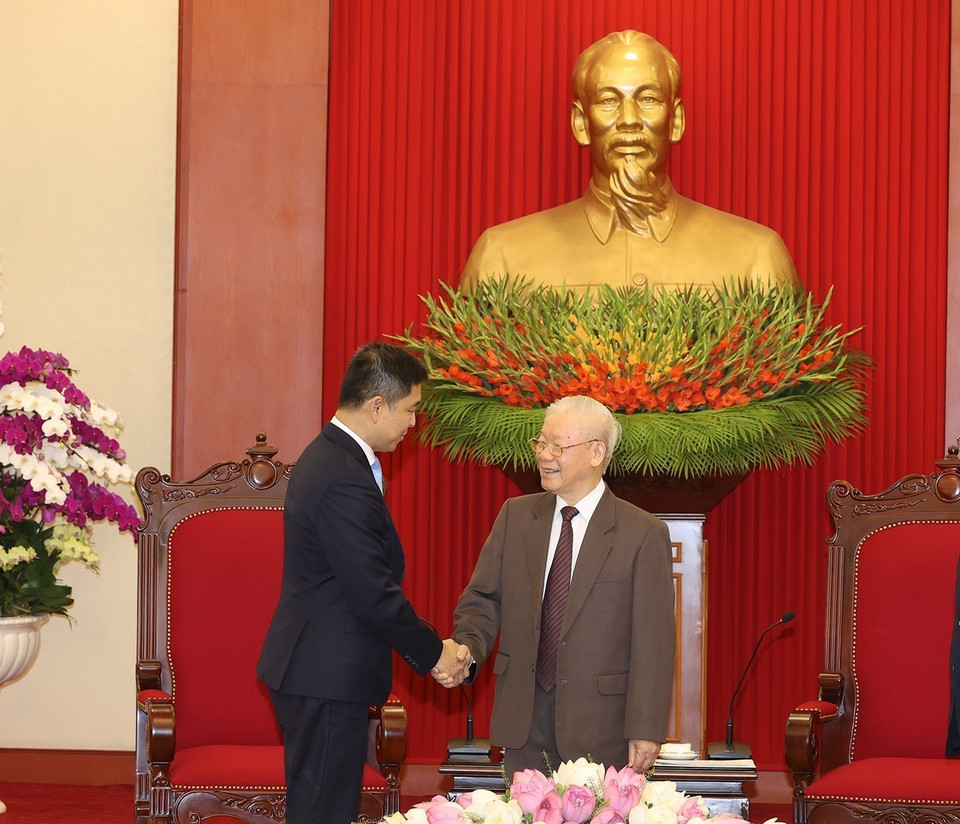 Tổng Bí thư Nguyễn Phú Trọng tiếp Chủ tịch Quốc hội Singapore Tan Chuan-Jin. (Ảnh: Trí Dũng/TTXVN)