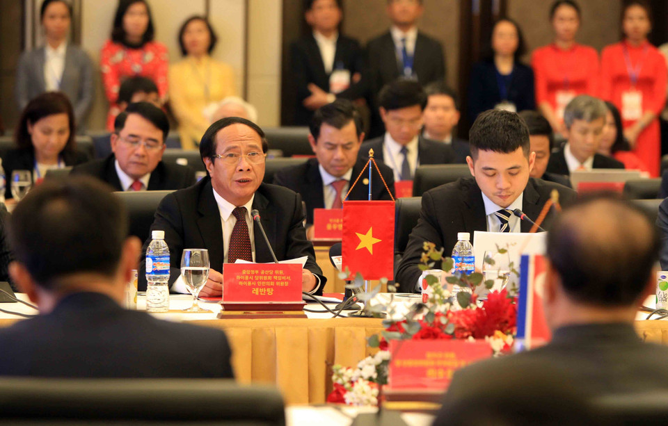  Bí thư Thành ủy Hải Phòng Lê Văn Thành phát biểu tại buổi làm việc. (Ảnh: An Đăng/TTXVN)