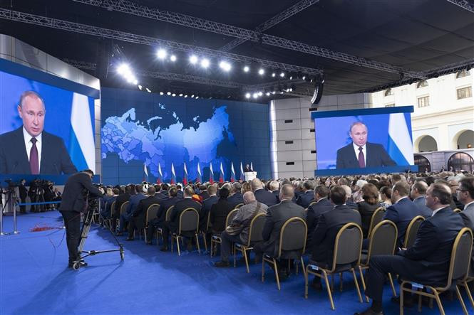 Tổng thống Nga V.Putin đọc Thông điệp liên bang trước hai viện Quốc hội. (Ảnh: Tâm Hằng/TTXVN)