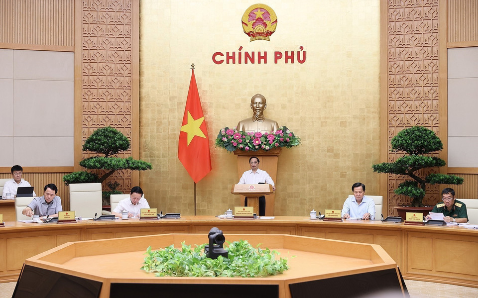 Thủ tướng Phạm Minh Chính chủ trì Phiên họp Chính phủ chuyên đề về xây dựng pháp luật tháng 7/2023. (Ảnh: Dương Giang/TTXVN)