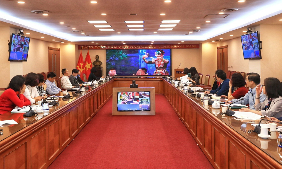 Ban lãnh đạo Thông tấn xã Việt Nam dự Hội nghị Văn hóa toàn quốc theo hình thức trực tuyến. (Ảnh: Tuấn Anh/TTXVN)