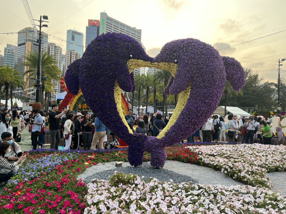 Tác phẩm "Khu vườn động vật" tại Triển lãm hoa. (Ảnh: Mạc Luyện/TTXVN)