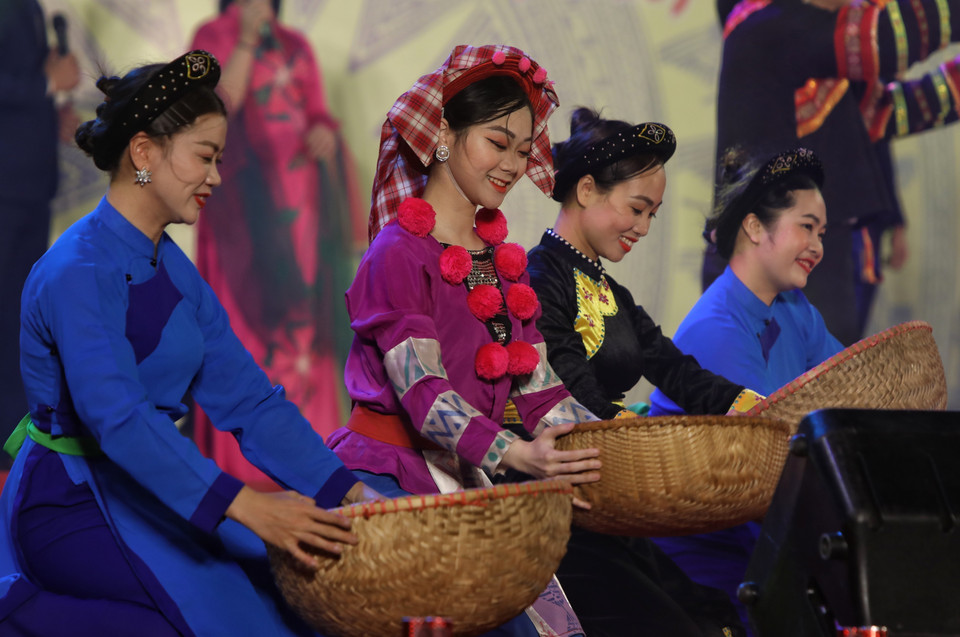 Chương trình biểu diễn nghệ thuật tại buổi lễ. (Ảnh: Danh Lam/TTXVN)