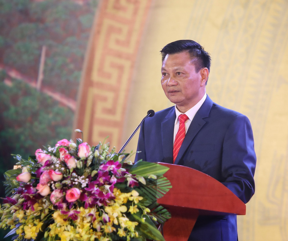 Chủ tịch Ủy ban Nhân dân huyện Lục Ngạn La Văn Nam phát biểu khai mạc. (Ảnh: Danh Lam/TTXVN)