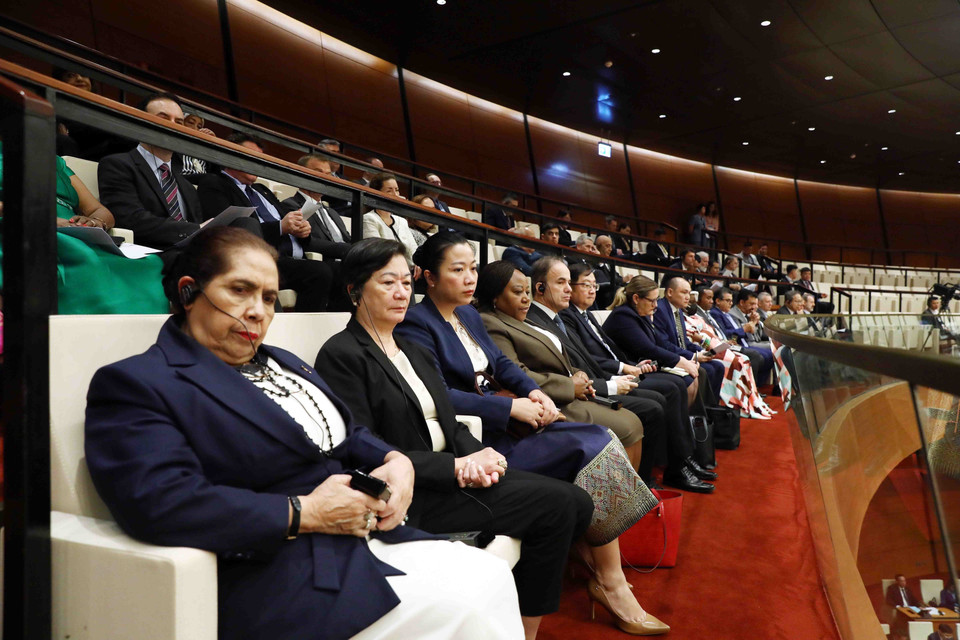 Đại diện các cơ quan ngoại giao, tổ chức quốc tế tại Hà Nội tham dự phiên khai mạc. (Ảnh: Phạm Kiên/TTXVN)