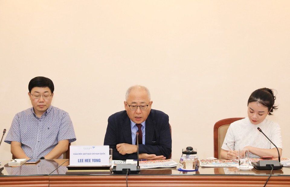 Giám đốc KPF Lee Hee-yong phát biểu tại buổi làm việc. (Ảnh: Tuấn Anh/TTXVN)