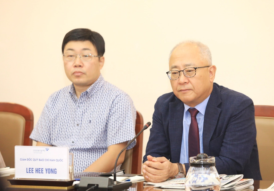 Giám đốc KPF Lee Hee-yong phát biểu tại buổi làm việc. (Ảnh: Tuấn Anh/TTXVN)