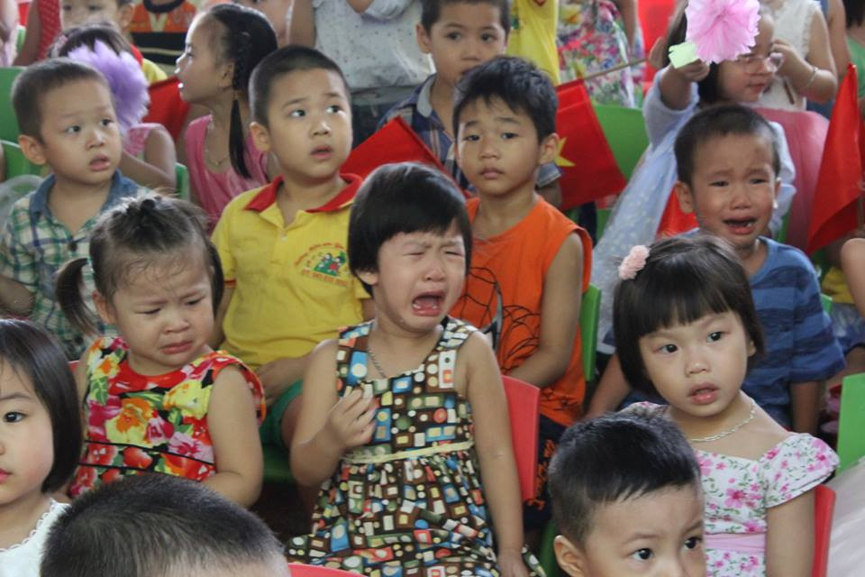 Nào cùng khóc. (Ảnh: Nhóm PV/Vietnam+)