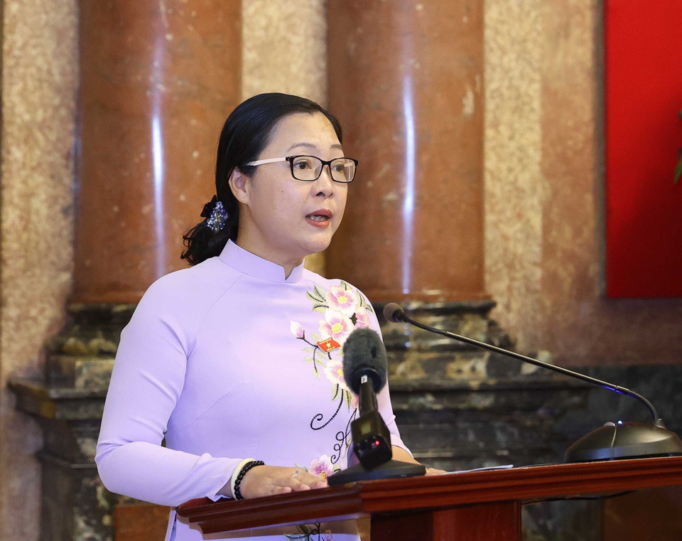 Bà Nguyễn Thị Quyên Thanh, Phó Chủ tịch Ủy ban Nhân dân tỉnh Vĩnh Long, phát biểu. (Ảnh: Thống Nhất/TTXVN)