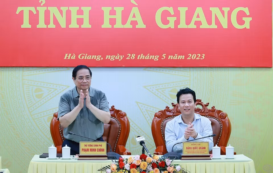 Thủ tướng Phạm Minh Chính chủ trì buổi làm việc. (Ảnh: Dương Giang/TTXVN)