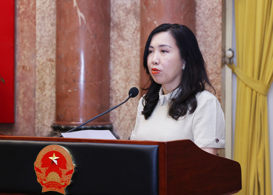 Thứ trưởng Bộ Ngoại giao Lê Thị Thu Hằng, Chủ nhiệm Ủy ban Nhà nước về người Việt Nam ở nước ngoài phát biểu. (Ảnh: Lâm Khánh/TTXVN)