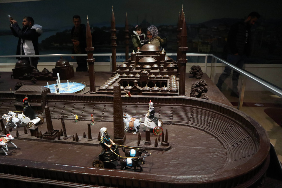 Tác phẩm điêu khắc từ chocolate được trưng bày tại Bảo tàng chocolate ở Istanbul, Thổ Nhĩ Kỳ, ngày 30/12/2019. (Nguồn: THX/ TTXVN)