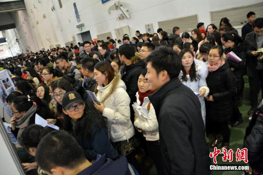 Hàng nghìn công ty đăng ký tuyển dụng với hàng vạn cơ hội việc làm. (Nguồn: chinanews.com)