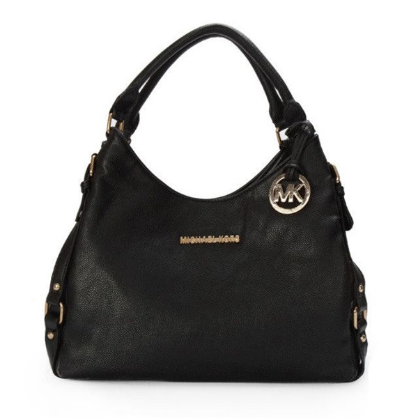 Túi Hobo: làm từ chất liệu mềm (thường là da hoặc vải) với phom hình bán nguyệt khi đeo. Túi thường có quai ngắn vừa vặn để đeo vai hoặc xách tay.