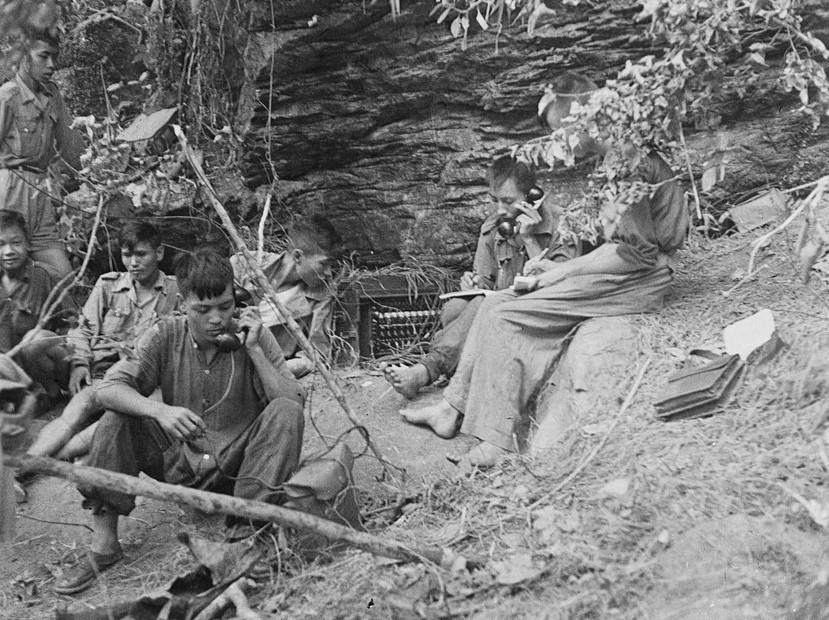 Các đơn vị tham gia chiến dịch Biên giới tổ chức sinh hoạt chính trị, luyện tập quân sự và tích cực chuẩn bị cho chiến dịch, nêu cao quyết tâm tiêu diệt địch. (Nguồn: TTXVN)