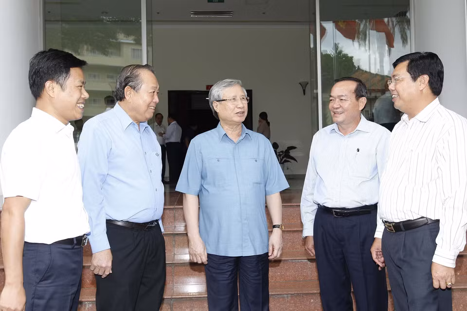 Ông Trần Quốc Vượng, Ủy viên Bộ Chính trị, Thường trực Ban Bí thư và các đại biểu dự buổi làm việc của Bộ Chính trị với Ban Thường vụ Tỉnh ủy Cà Mau, Chiều 17/9/2020. (Ảnh: Thanh Vũ/TTXVN)
